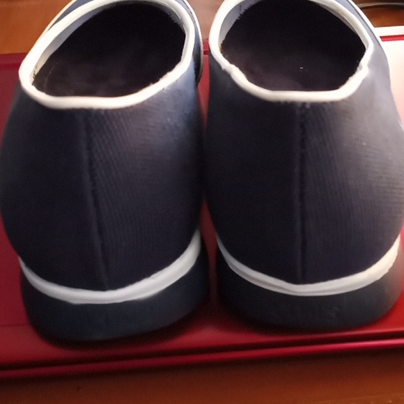 Chaps - Picture 4 of 4